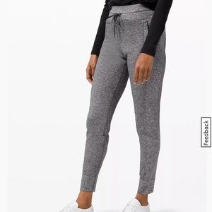 Lululemon size 4 engineered warmth joggers. Never worn. Grey.